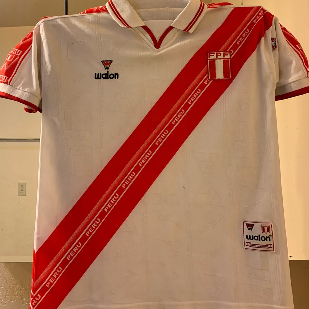 Authentic Vintage Peru Jersey Walon/ PLAYERA AUTÉNTICO DE PERU